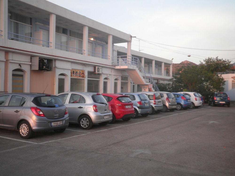 Seafront Studios And Apartments Хіос Екстер'єр фото