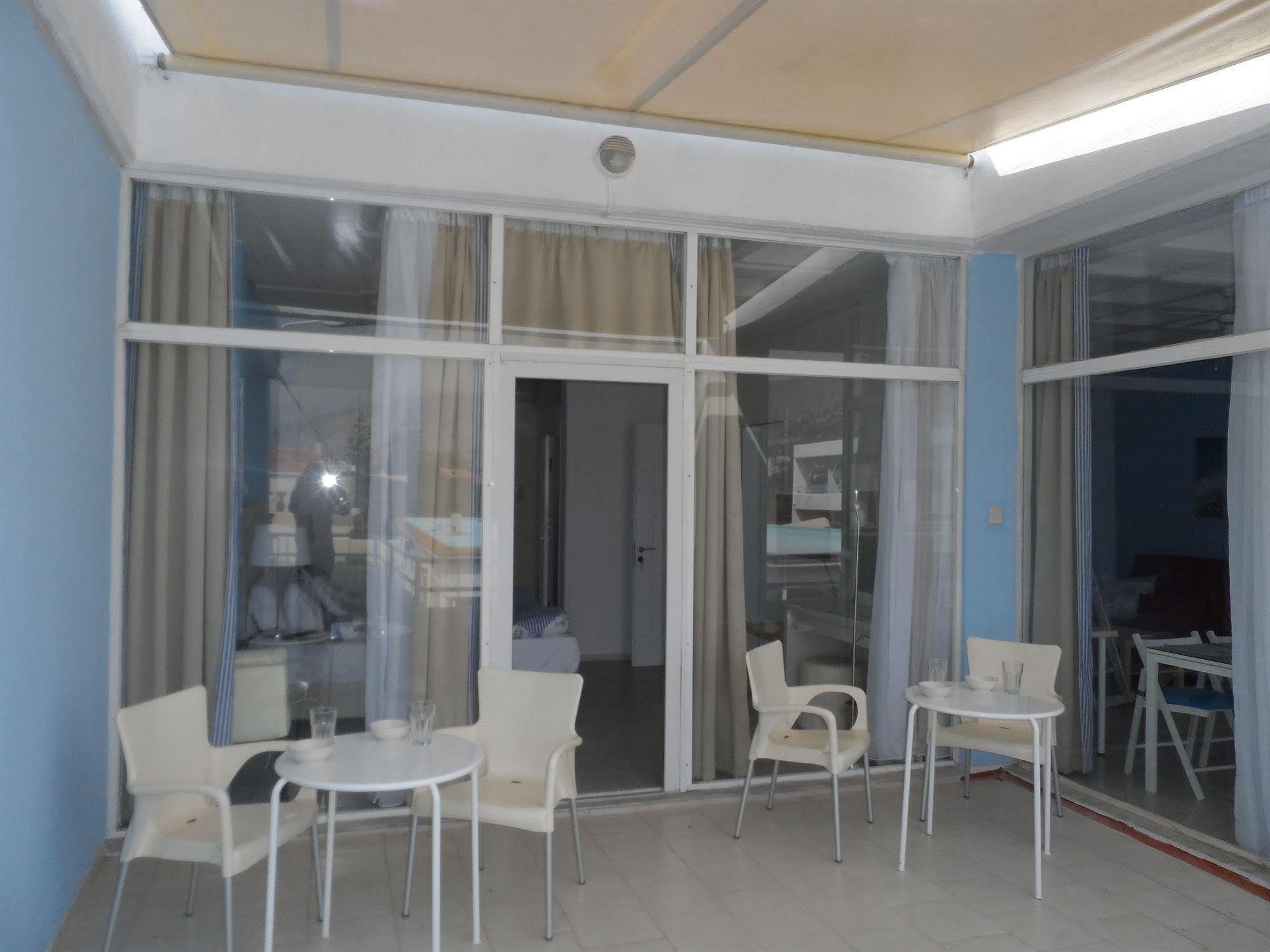 Seafront Studios And Apartments Хіос Екстер'єр фото