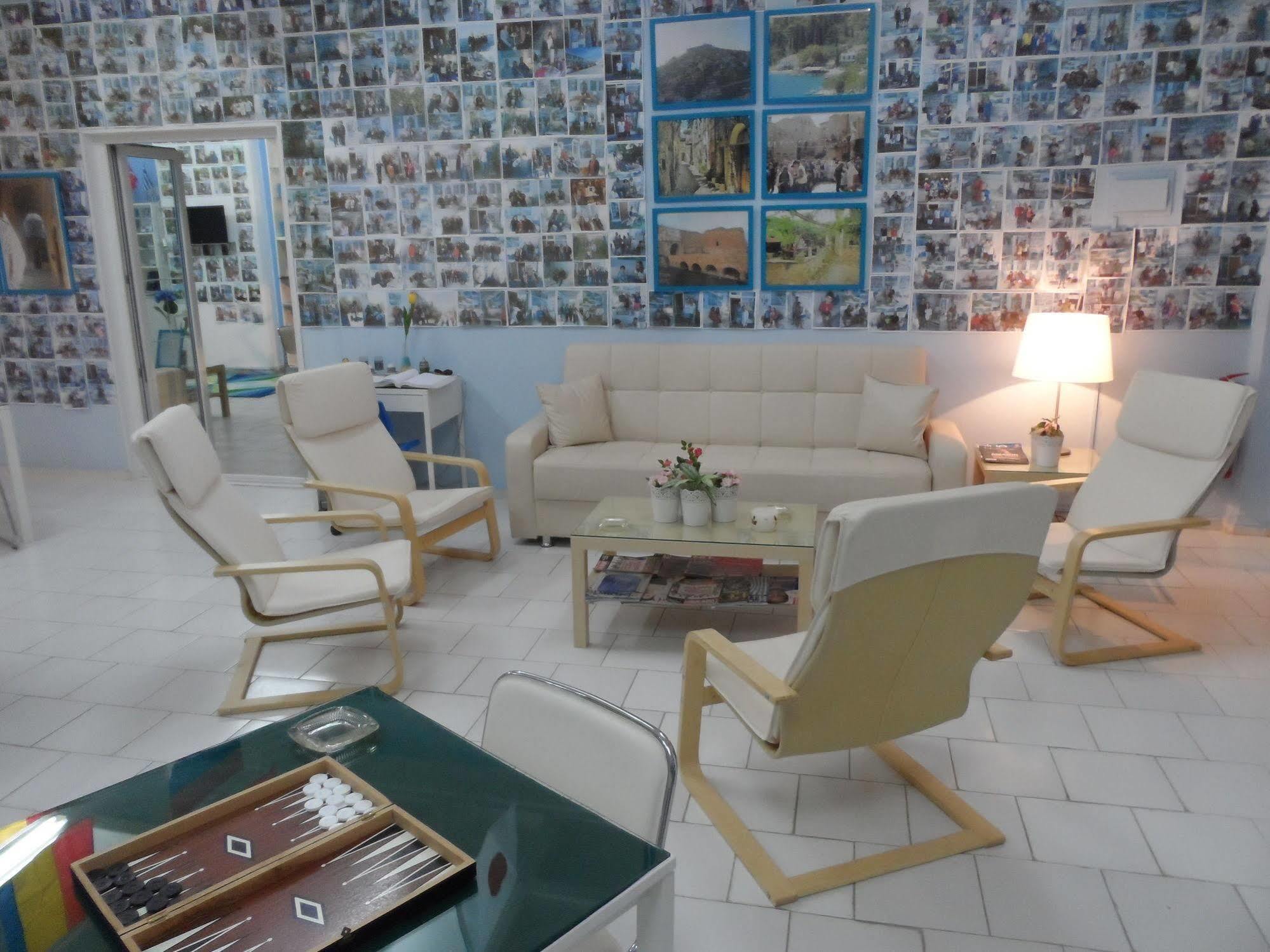 Seafront Studios And Apartments Хіос Екстер'єр фото